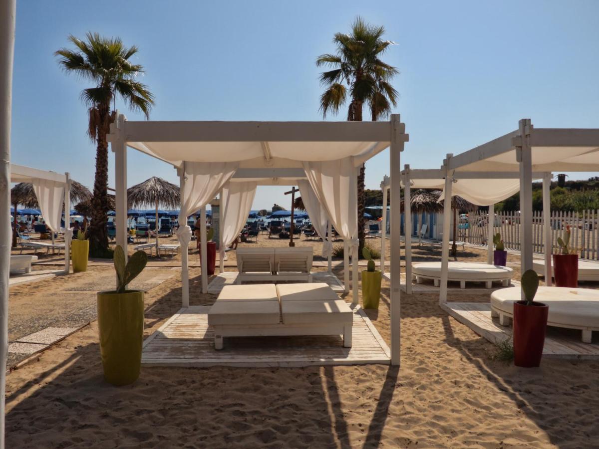 Hotel Futura Club Spiagge Bianche Fontane Bianche Esterno foto